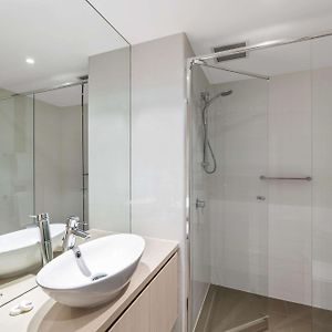 One-Bedroom Apartment Sky View